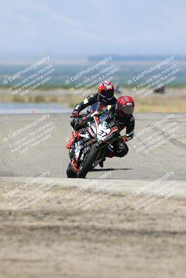 media/May-25-2025-Lets Ride (Sun) [[0ff033e448]]/C Group/1140am (Grapevine)/